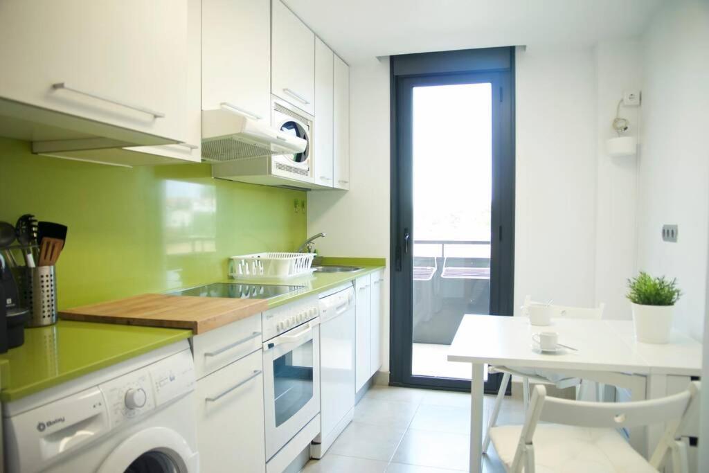 Apartamento Diseno A Cien Metros Del Mar. Торредембарра Экстерьер фото